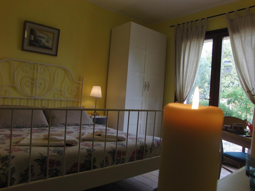 Locanda Degli Etruschi Монталто ди Кастро Екстериор снимка